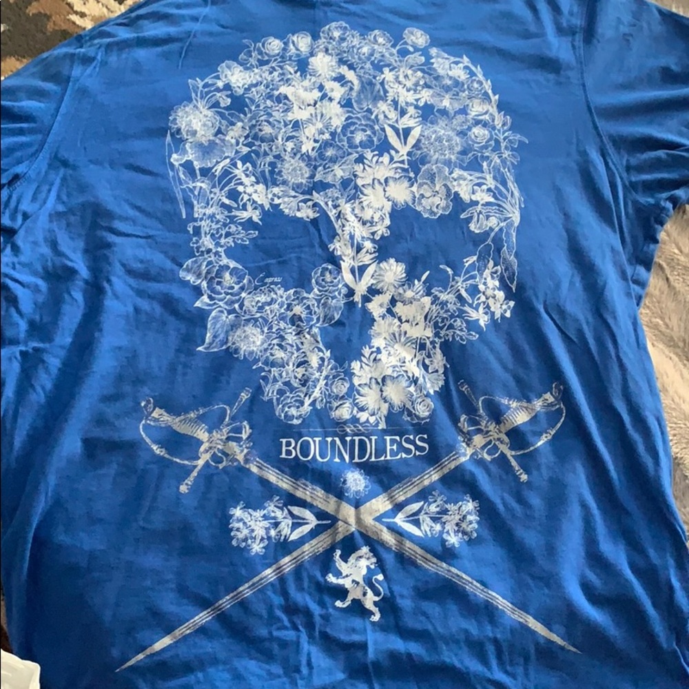 💰3/$24 Express Boundless Graphic Tee Size XL